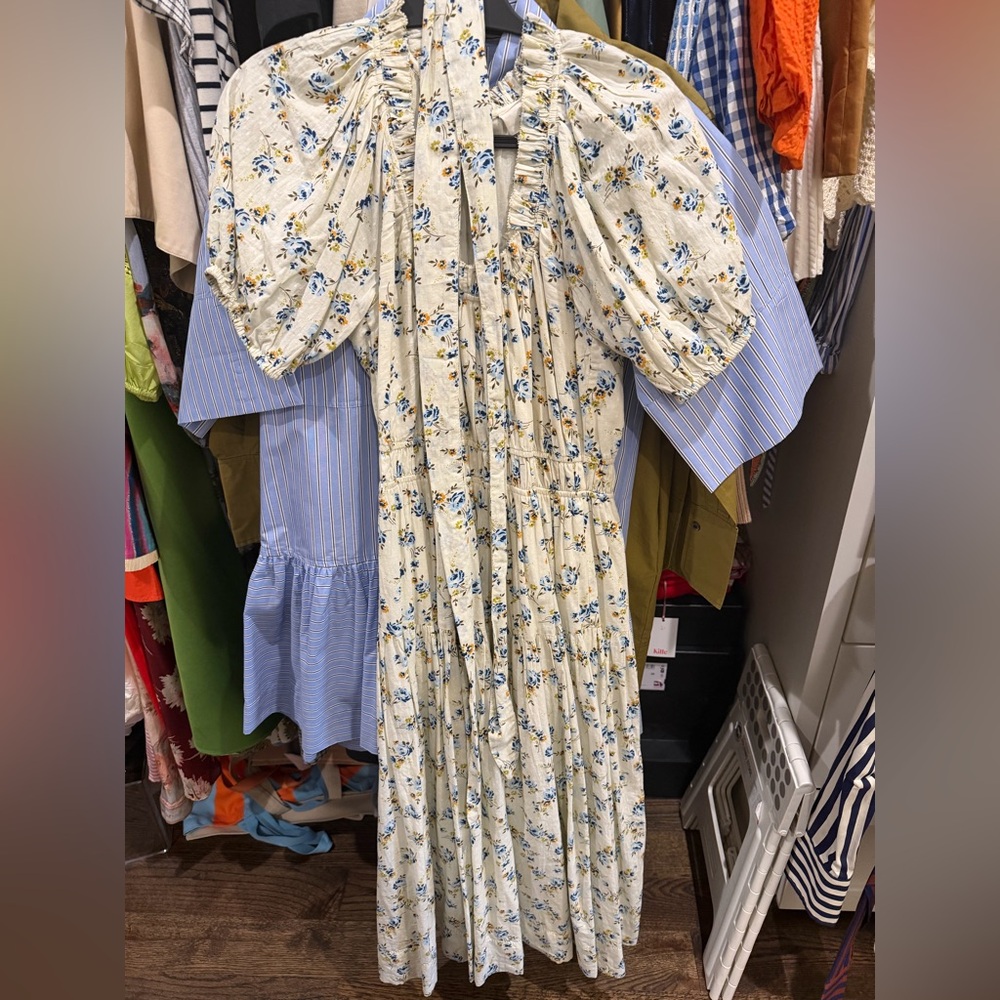THE GREAT. Floral Puff Sleeve Dress in Cream and Blue